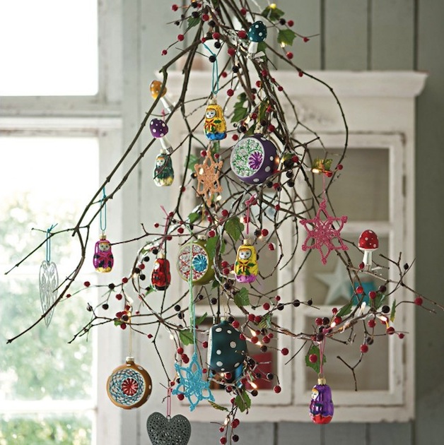 15-Fantastic-Alternative-Christmas-Tree-Ideas-12.jpeg