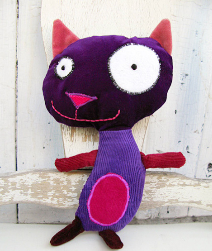 Reclaimed fabric toy characters by Katkaland - Upcyclist