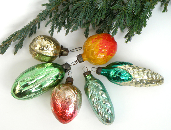 The best Etsy shops for Christmas  decorations  UPCYCLIST