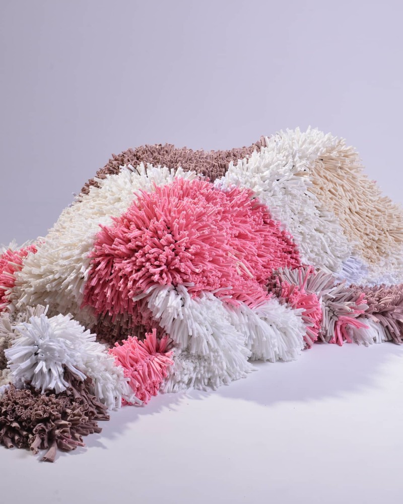 Shaggy hadrový koberec vyrobený z recyklovaného Textilu