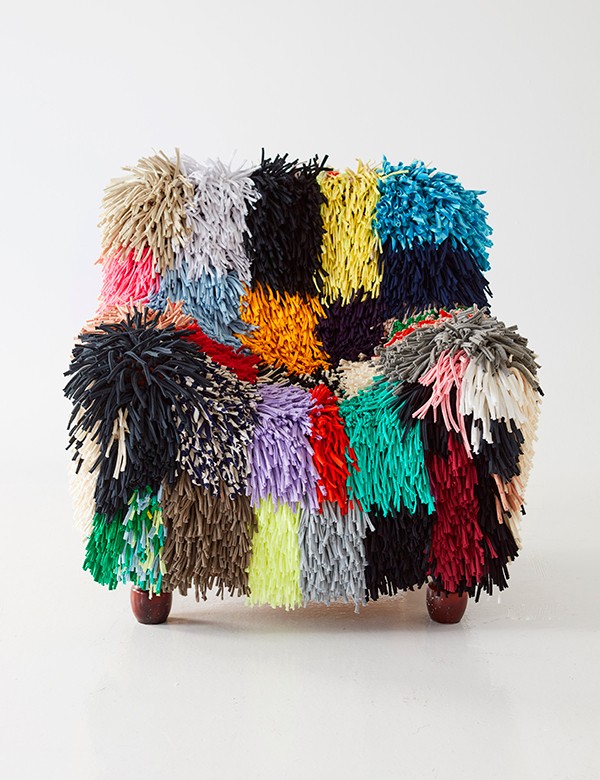 Grote Ragamuf stoelhoes gemaakt van gerecycled textielafval